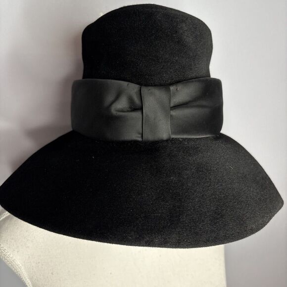 Dachettes Designed By Lilly Dachè Velour Black Brimmed Hat - Picture 3 of 11